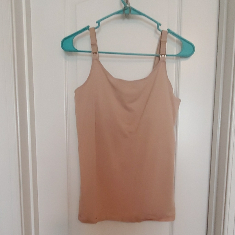 Nursing tank